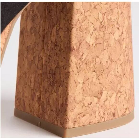 Torrid X-Band Platform chunky Heeled Sandal Size 9WW NWT - Picture 5 of 12